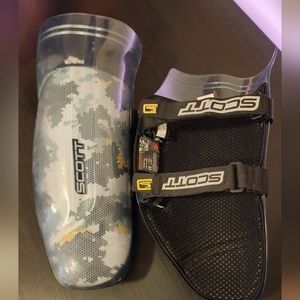 Scott slalom ski shin guards